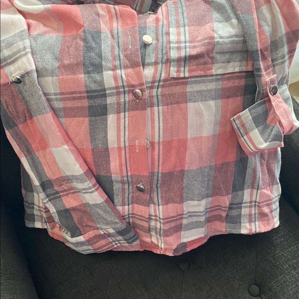 New-chic Pink and Gray Plaid Shirt with Chest Pocket